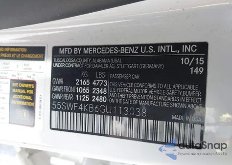 2016 Mercedes-Benz C 300 Sport 4Matic z USA, uszkodzony, nr VIN 55SWF4KB6GU113038